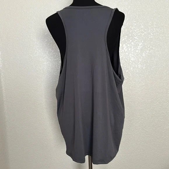 Reebok men’s workout performance tank - Picture 2 of 3